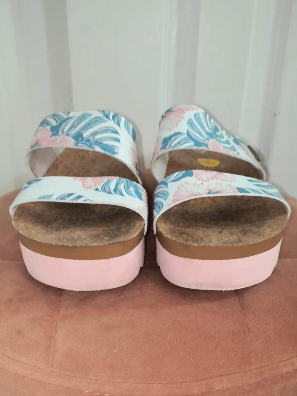 Reef Cushion Vista Hi Sandals Size 8